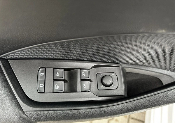 Skoda Octavia cena 104800 przebieg: 45000, rok produkcji 2021 z Kcynia małe 497